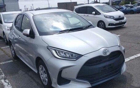 Toyota Yaris, 2020 год, 1 450 000 рублей, 3 фотография