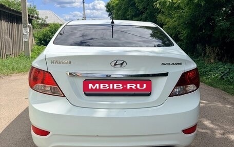 Hyundai Solaris II рестайлинг, 2011 год, 670 000 рублей, 5 фотография