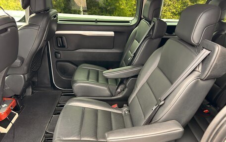 Peugeot Traveller I, 2020 год, 4 300 000 рублей, 11 фотография