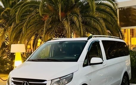 Mercedes-Benz Vito, 2014 год, 2 200 000 рублей, 2 фотография