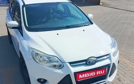 Ford Focus III, 2014 год, 830 000 рублей, 2 фотография