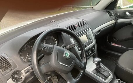 Skoda Octavia, 2012 год, 890 000 рублей, 10 фотография