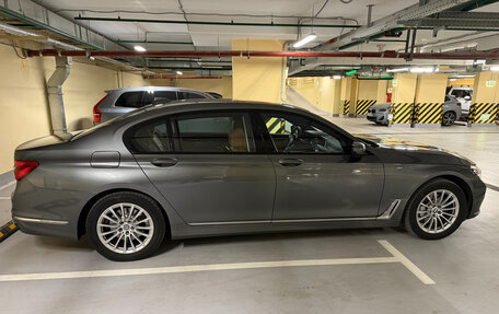 BMW 7 серия, 2016 год, 2 990 000 рублей, 8 фотография