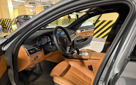 BMW 7 серия, 2016 год, 2 990 000 рублей, 11 фотография