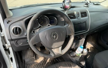 Renault Logan II, 2014 год, 570 000 рублей, 11 фотография