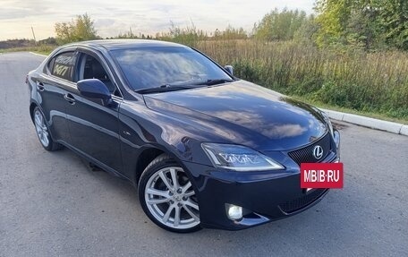 Lexus IS II рестайлинг 2, 2008 год, 1 375 000 рублей, 10 фотография