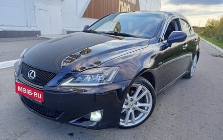 Lexus IS II рестайлинг 2, 2008 год, 1 375 000 рублей, 4 фотография