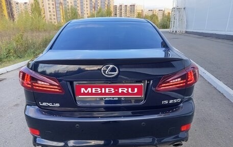 Lexus IS II рестайлинг 2, 2008 год, 1 375 000 рублей, 22 фотография