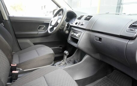 Skoda Fabia II, 2011 год, 640 000 рублей, 11 фотография