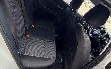 KIA Rio IV, 2018 год, 1 228 000 рублей, 8 фотография
