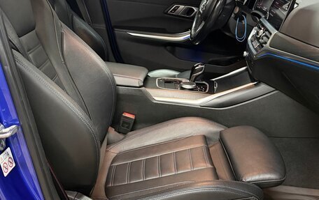 BMW 3 серия, 2021 год, 3 680 000 рублей, 12 фотография