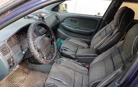 Nissan Almera, 1998 год, 135 000 рублей, 4 фотография