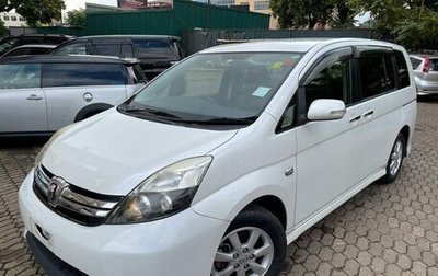 Toyota ISis I, 2014 год, 1 230 000 рублей, 1 фотография