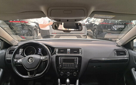 Volkswagen Jetta VI, 2015 год, 1 452 000 рублей, 18 фотография
