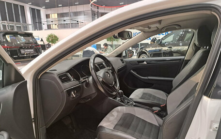 Volkswagen Jetta VI, 2015 год, 1 452 000 рублей, 20 фотография