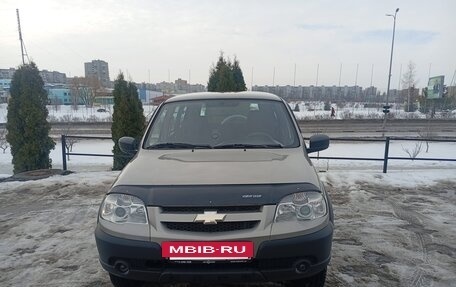 Chevrolet Niva I рестайлинг, 2016 год, 670 000 рублей, 2 фотография