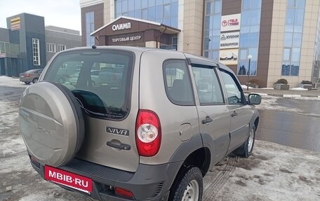 Chevrolet Niva I рестайлинг, 2016 год, 670 000 рублей, 5 фотография