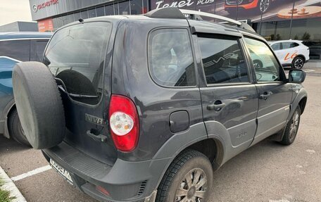 Chevrolet Niva I рестайлинг, 2017 год, 710 000 рублей, 5 фотография