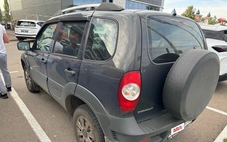 Chevrolet Niva I рестайлинг, 2017 год, 710 000 рублей, 4 фотография