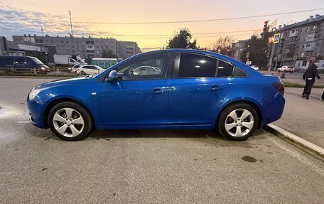 Chevrolet Cruze II, 2011 год, 550 000 рублей, 7 фотография