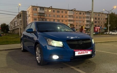 Chevrolet Cruze II, 2011 год, 550 000 рублей, 3 фотография