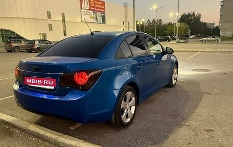 Chevrolet Cruze II, 2011 год, 550 000 рублей, 4 фотография