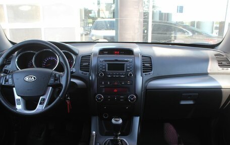 KIA Sorento II рестайлинг, 2012 год, 1 103 000 рублей, 22 фотография