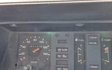 Toyota HiAce H100, 1990 год, 700 000 рублей, 16 фотография