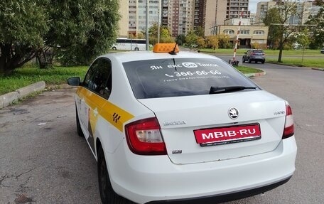 Skoda Rapid I, 2019 год, 1 300 000 рублей, 5 фотография