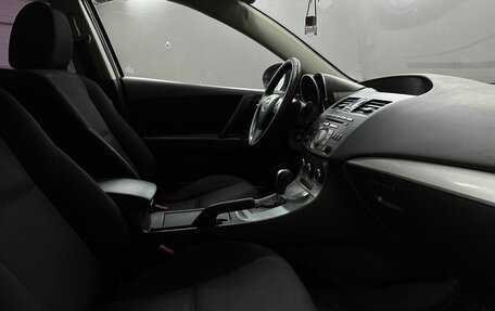 Mazda 3, 2011 год, 12 фотография