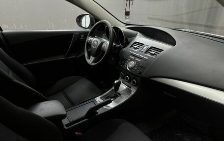 Mazda 3, 2011 год, 11 фотография