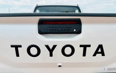 Toyota Hilux, 2026 год, 8 990 000 рублей, 7 фотография
