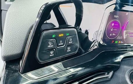 Volkswagen Golf VIII, 2021 год, 2 074 000 рублей, 10 фотография