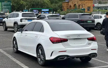 Mercedes-Benz A-Класс, 2023 год, 1 790 000 рублей, 6 фотография