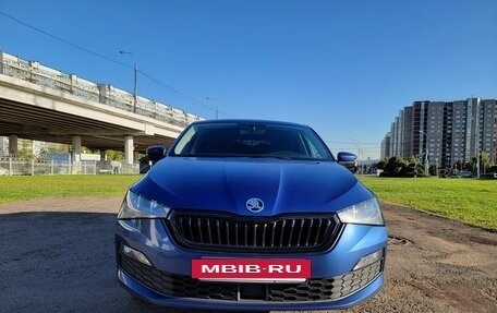 Skoda Rapid II, 2021 год, 1 800 000 рублей, 2 фотография