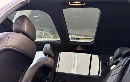 Mercedes-Benz GLB, 2023 год, 1 990 000 рублей, 16 фотография