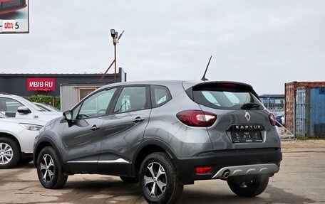 Renault Kaptur I рестайлинг, 2022 год, 1 650 000 рублей, 3 фотография
