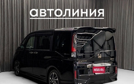 Honda Stepwgn IV, 2016 год, 1 999 000 рублей, 6 фотография