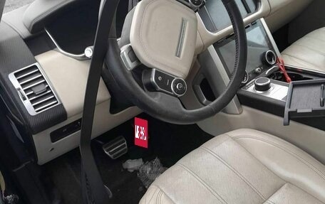 Land Rover Range Rover IV рестайлинг, 2014 год, 2 307 000 рублей, 10 фотография