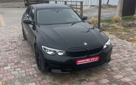 BMW 3 серия, 2019 год, 3 300 000 рублей, 1 фотография