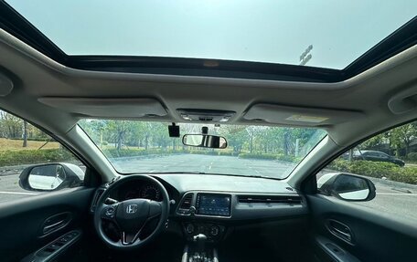 Honda Vezel, 2021 год, 1 420 000 рублей, 6 фотография