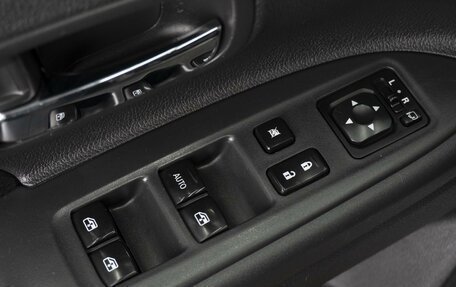 Mitsubishi Outlander III рестайлинг 3, 2015 год, 2 330 000 рублей, 22 фотография