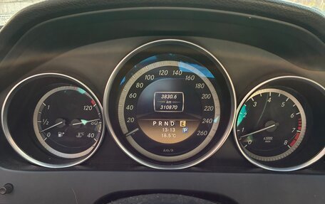 Mercedes-Benz C-Класс, 2011 год, 700 000 рублей, 16 фотография