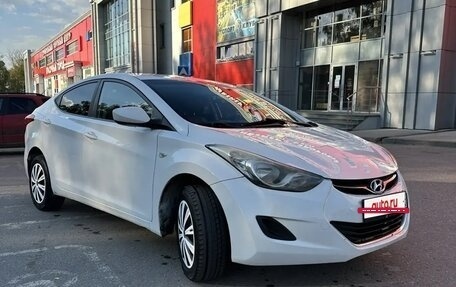 Hyundai Elantra V, 2013 год, 550 000 рублей, 5 фотография