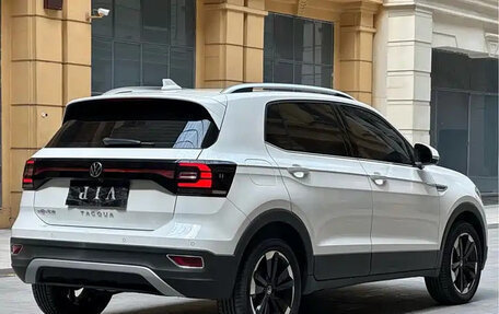 Volkswagen T-Cross I, 2022 год, 1 317 003 рублей, 6 фотография