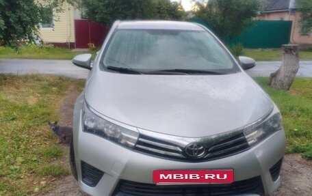 Toyota Corolla, 2014 год, 950 000 рублей, 3 фотография