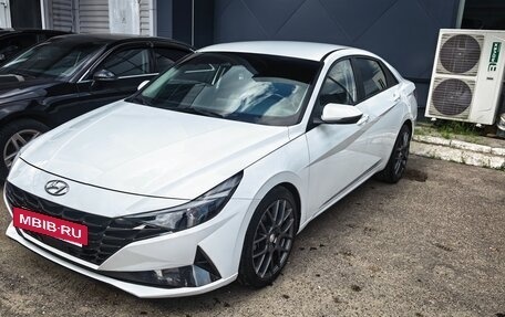 Hyundai Avante, 2021 год, 1 750 000 рублей, 3 фотография