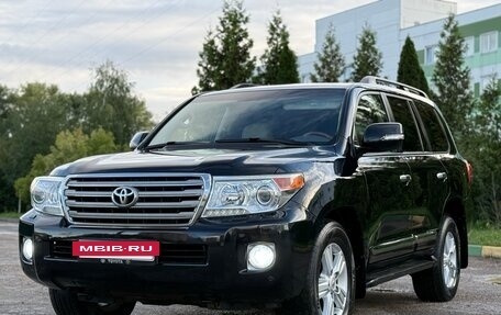 Toyota Land Cruiser 200, 2012 год, 3 250 000 рублей, 2 фотография