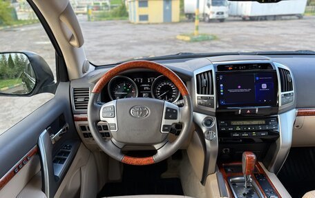 Toyota Land Cruiser 200, 2012 год, 3 250 000 рублей, 30 фотография