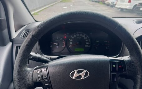 Hyundai Grand Starex Grand Starex I рестайлинг 2, 2014 год, 2 000 000 рублей, 7 фотография